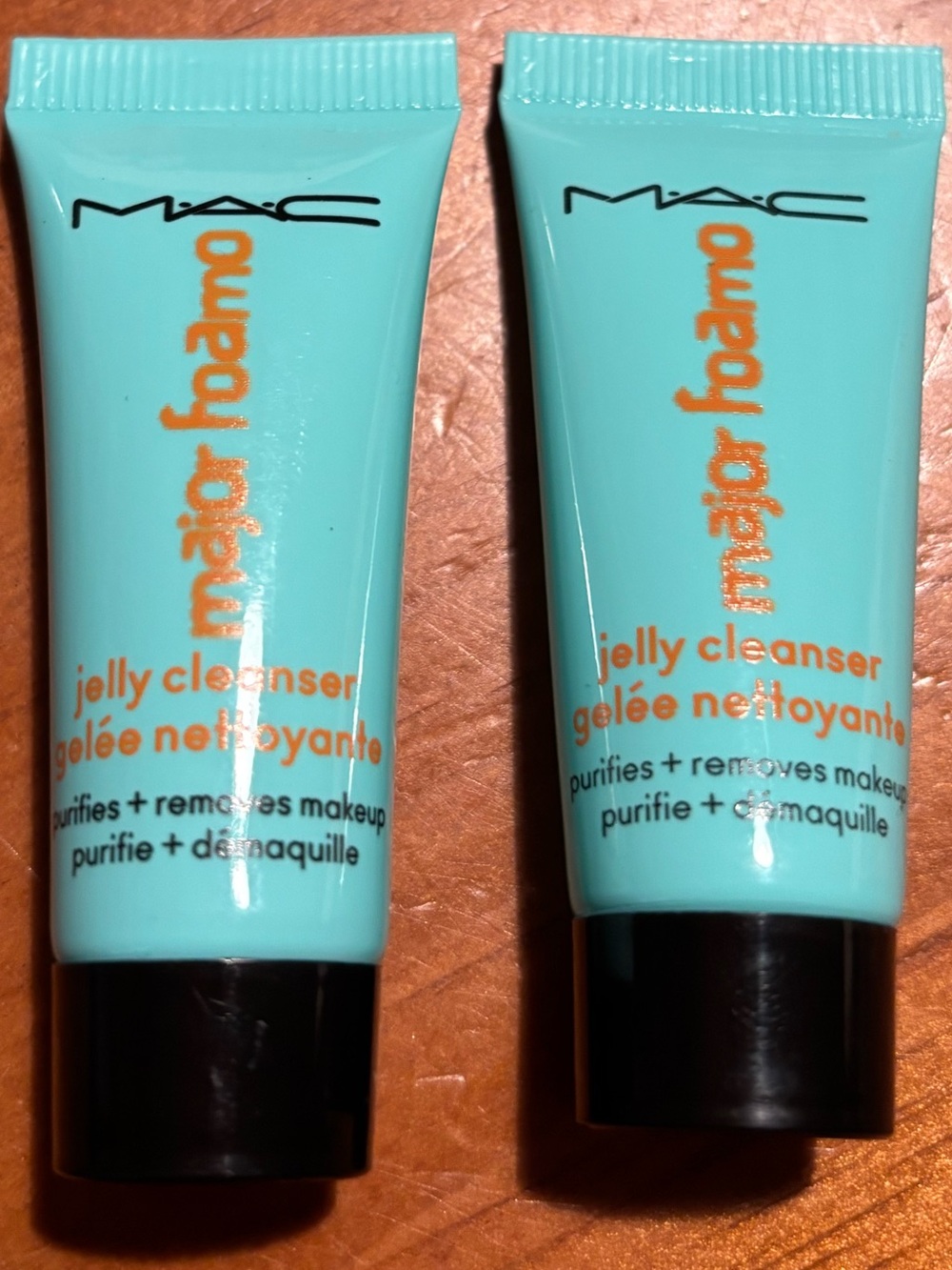 2 MAC Major Foamo Jelly Cleansers